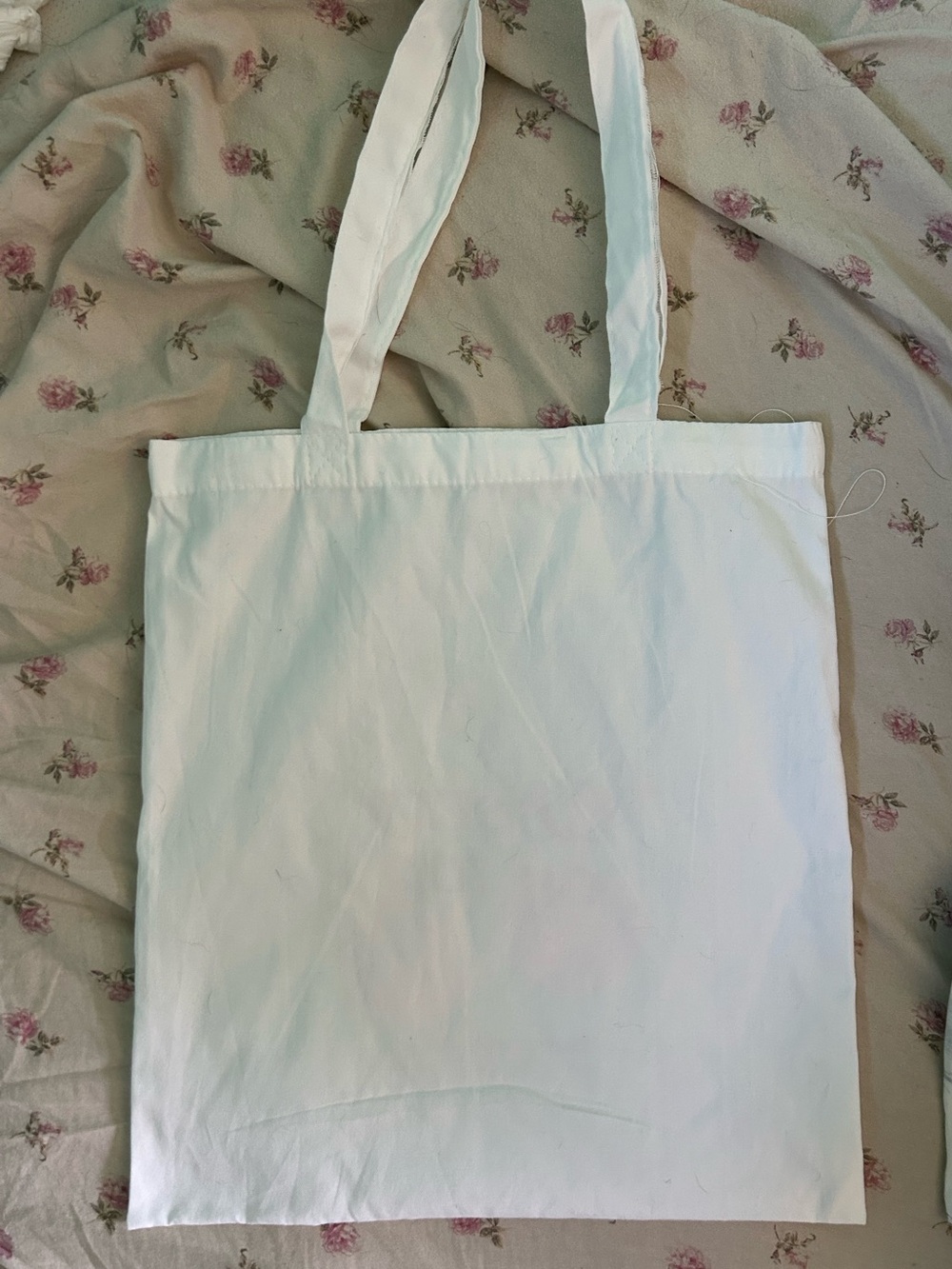 tote bag - Picture 3 of 3